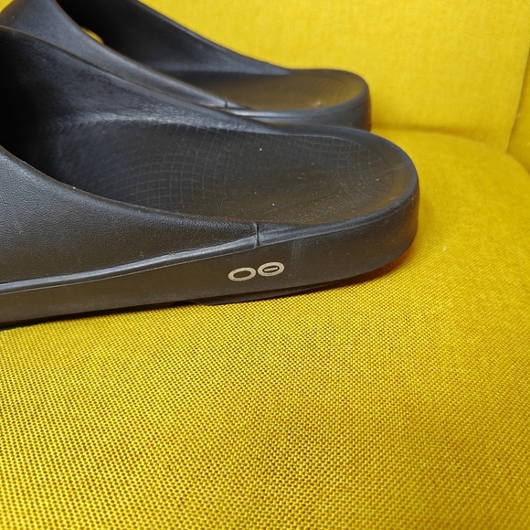 OOFOS OOahh Sport Flex Recovery Slide Black Sandal Slip On Comfy Women 12 Men 10 main image 4